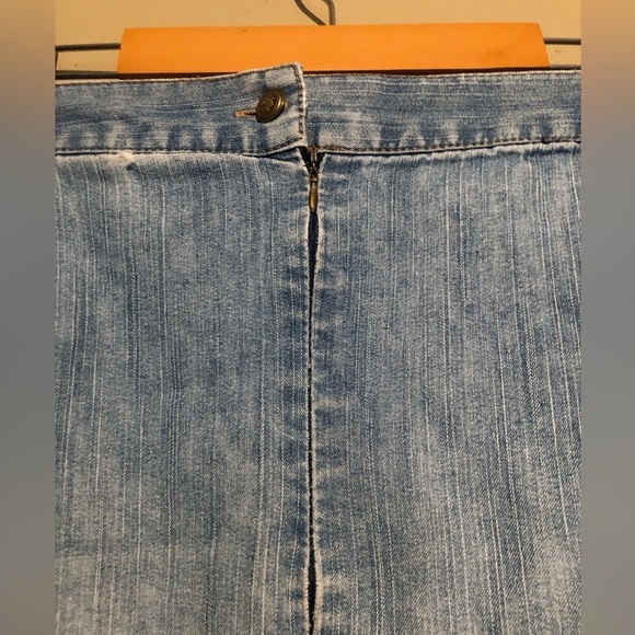 ALFRED DUNNER Ramey Cotton Faded Denim Jean Skirt - Picture 5 of 6